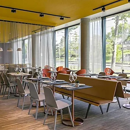 Okko Porte De Versailles Hotel