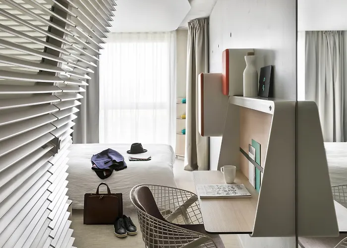 Okko Porte De Versailles 4* パリ