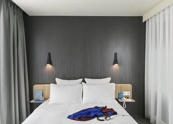 ホテル Okko Porte De Versailles 4*